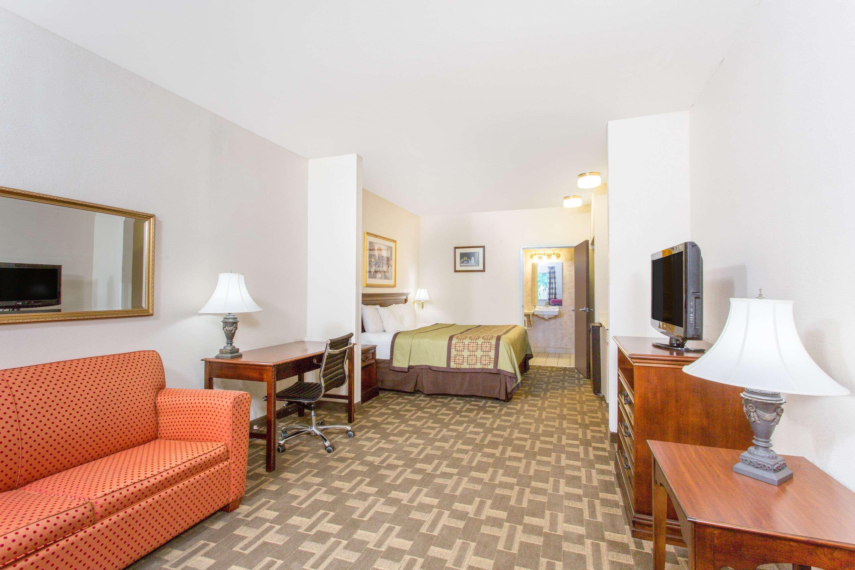 Days Inn By Wyndham Lexington Dış mekan fotoğraf